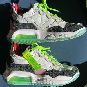 Women’s Nikes